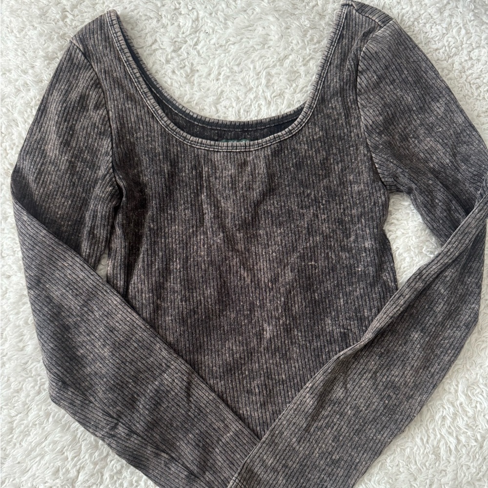Gray Long Sleeve Top